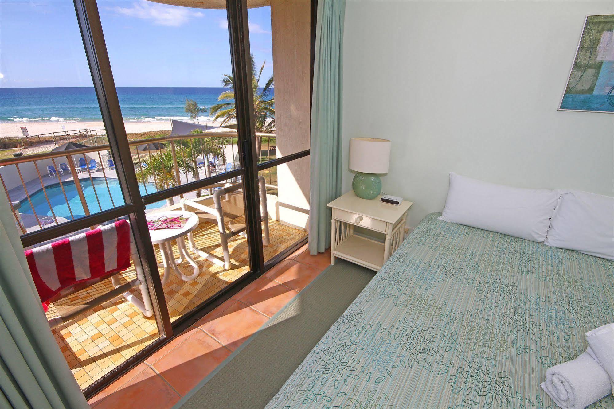 San Simeon Beachfront Apartments Tugun Gold Coast Exterior foto