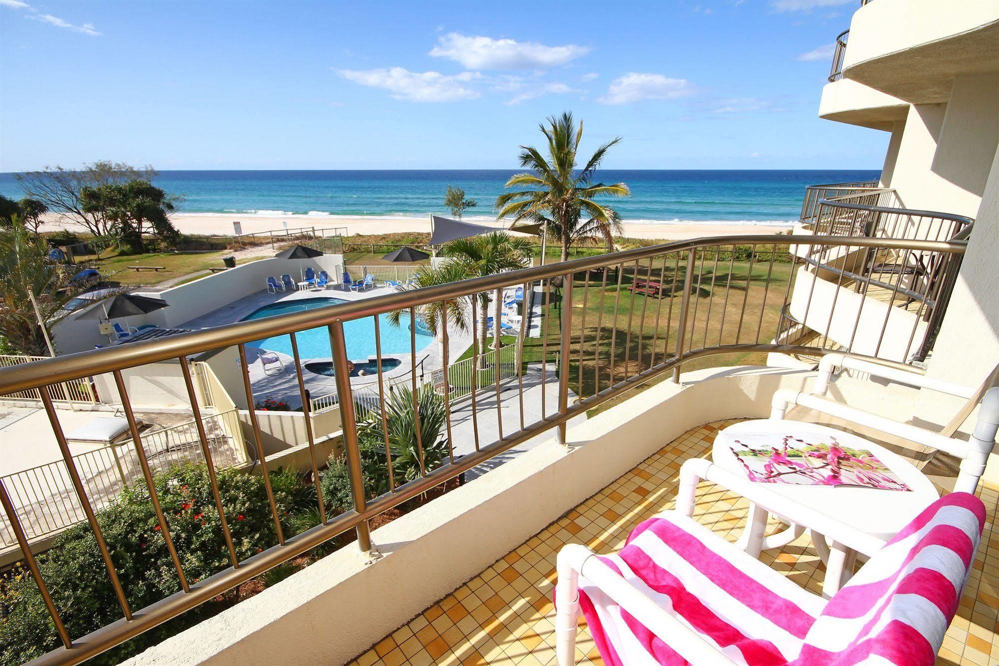 San Simeon Beachfront Apartments Tugun Gold Coast Exterior foto