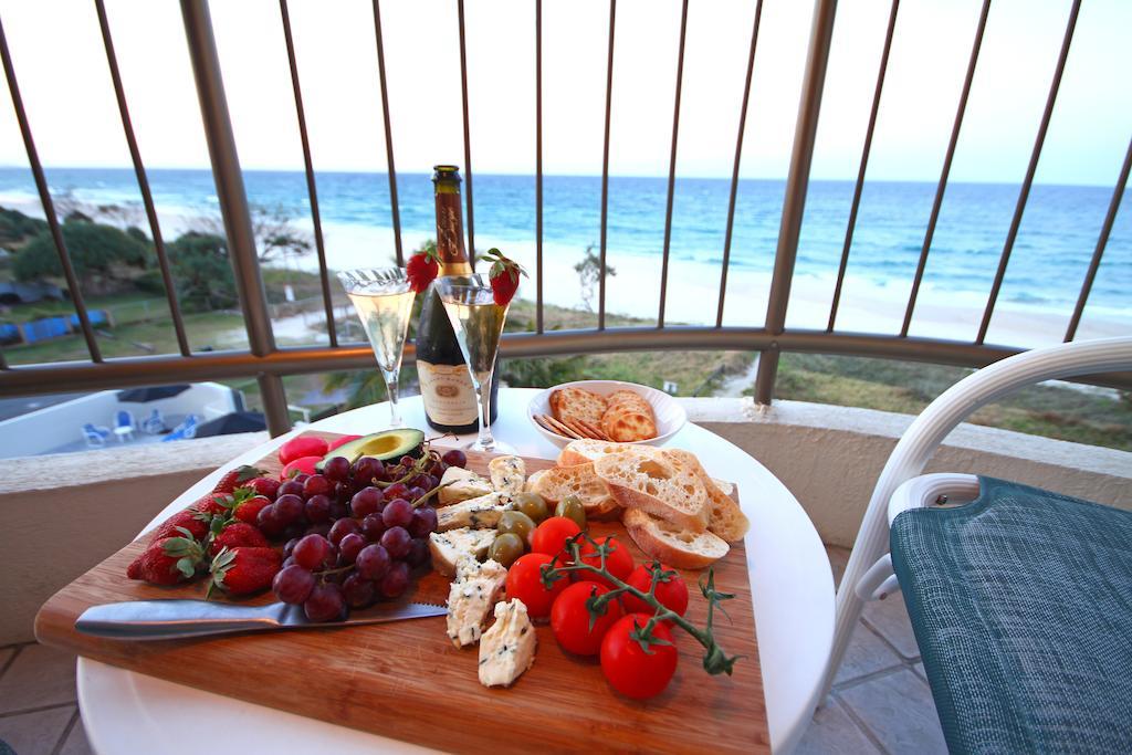 San Simeon Beachfront Apartments Tugun Gold Coast Exterior foto